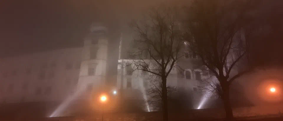 Mgła wieczorem w Krakowie – zdjęcie 17
