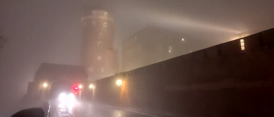 Mgła wieczorem w Krakowie – zdjęcie 24