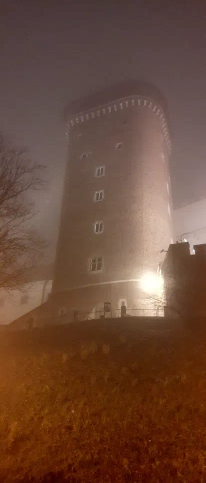 Mgła wieczorem w Krakowie – zdjęcie 28