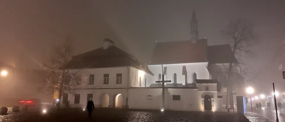 Mgła wieczorem w Krakowie – zdjęcie 1